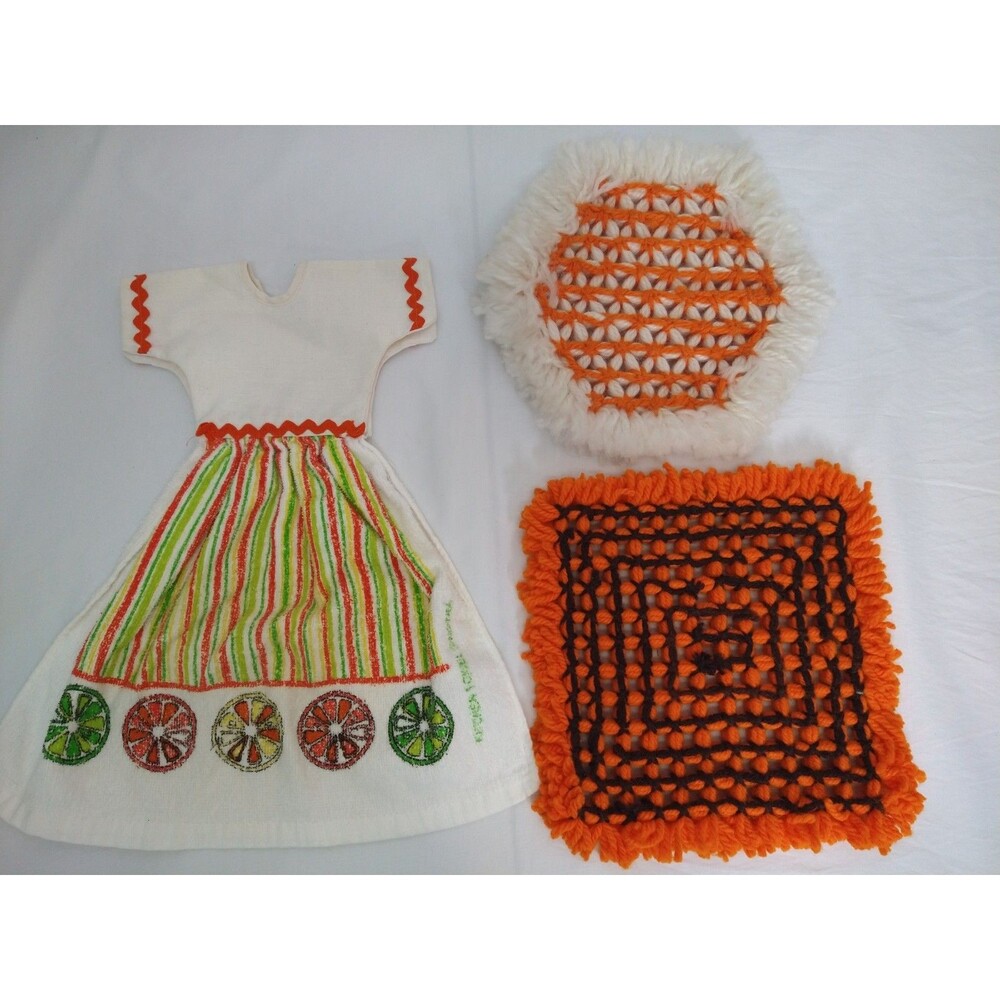 Kitchen Vintage Retro Starter SET 2-Crochet Trivet/Hot Pad 1-Hand Towel Dress